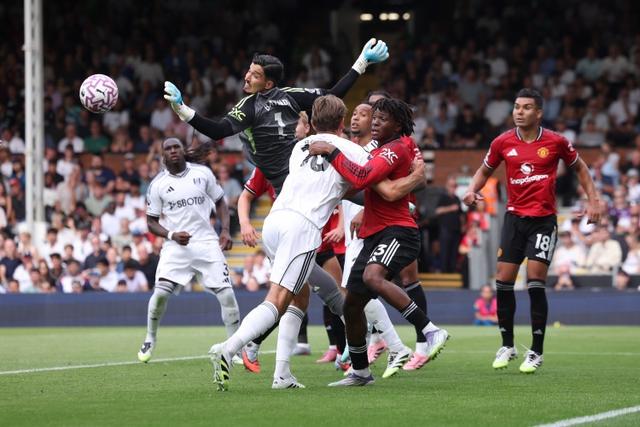 的转会窗口, 曼联仍考虑, Luckh 的转会窗口, 曼联仍考虑, Luckh